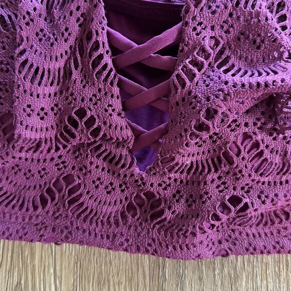 Becca Off Shoulder Crochet Bikini Top - Picture 2 of 5